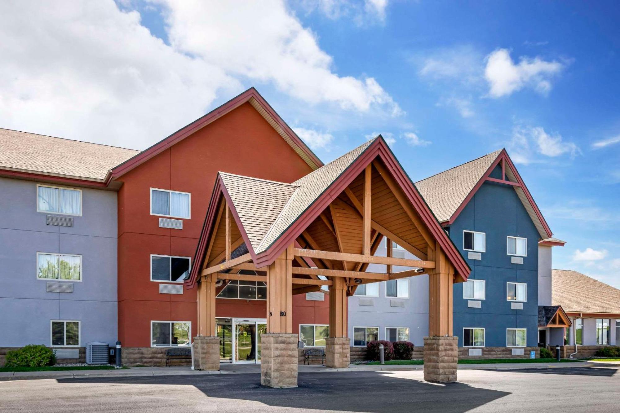 Comfort Inn Албърт Лий Екстериор снимка