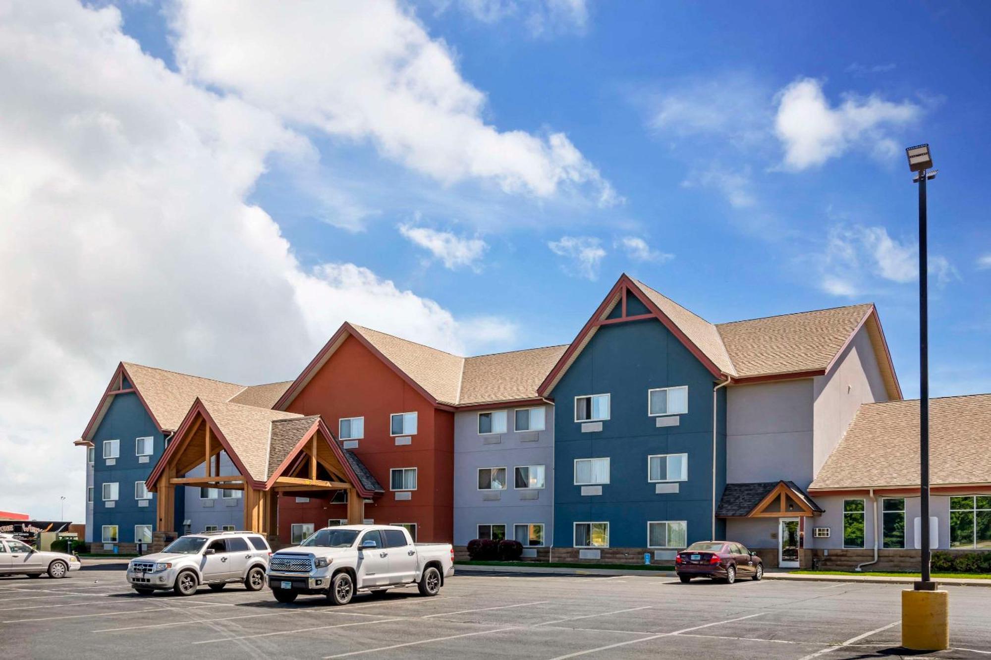 Comfort Inn Албърт Лий Екстериор снимка