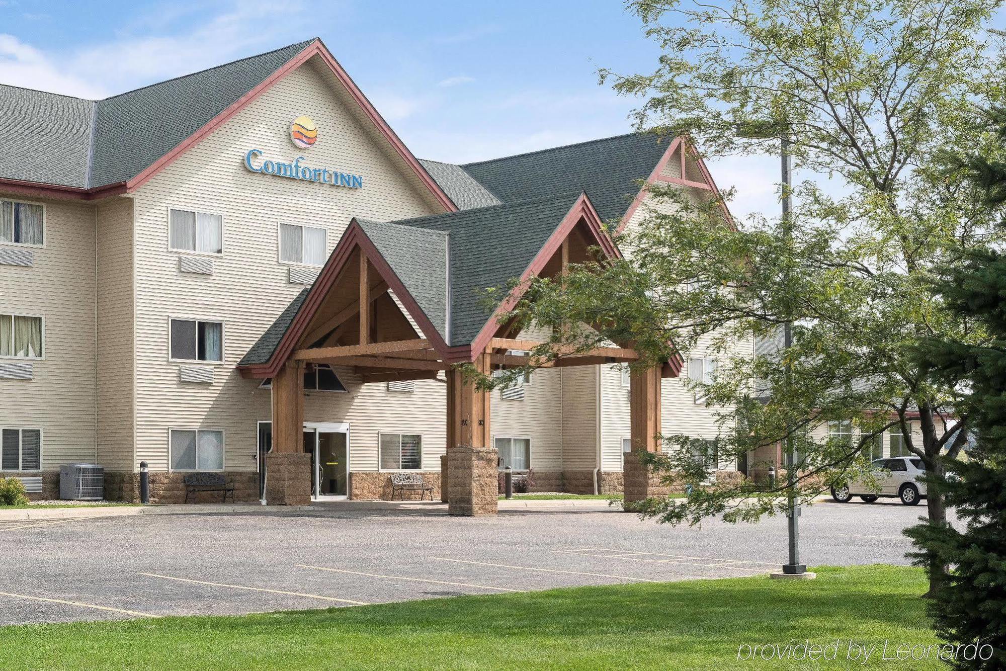 Comfort Inn Албърт Лий Екстериор снимка