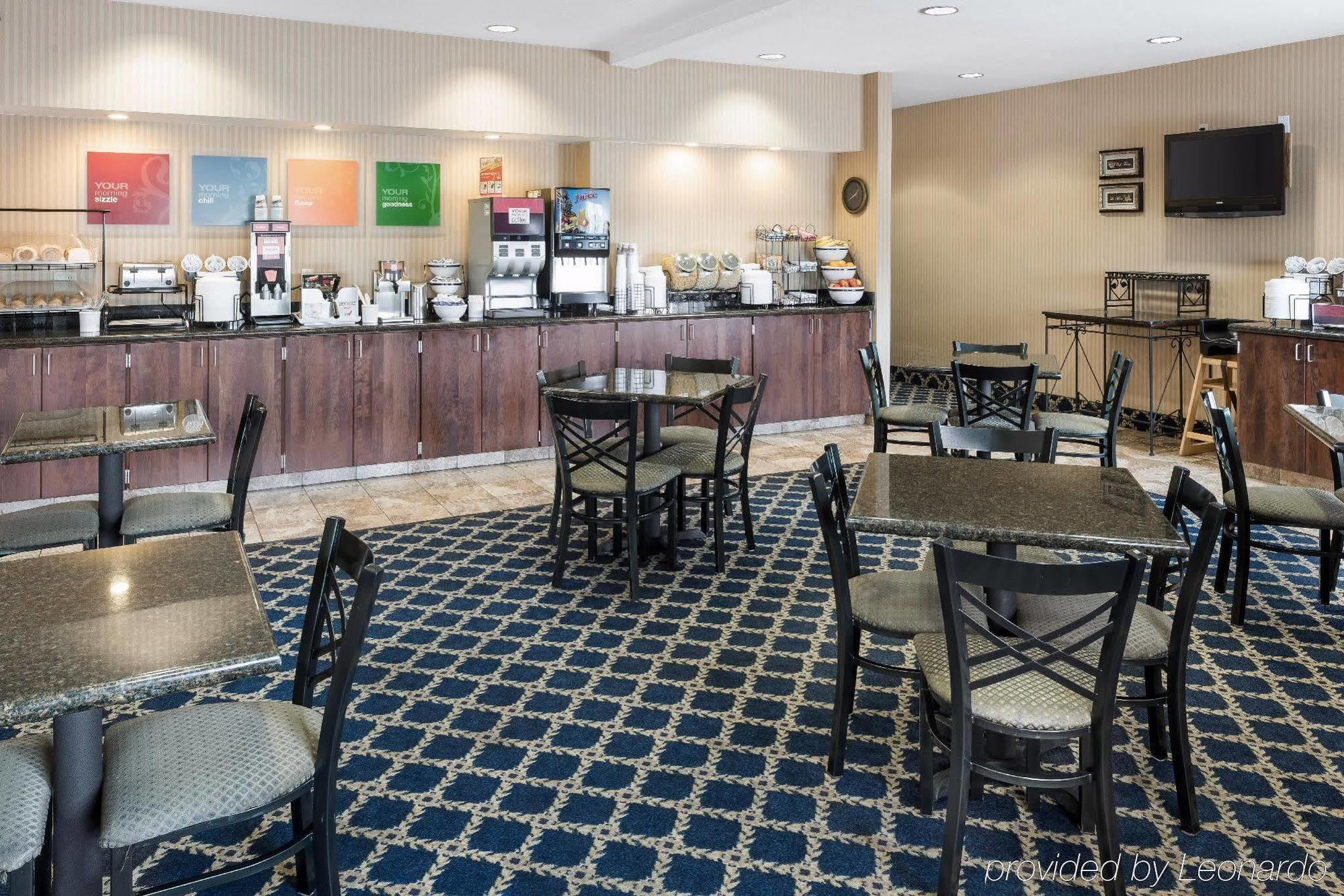 Comfort Inn Албърт Лий Екстериор снимка